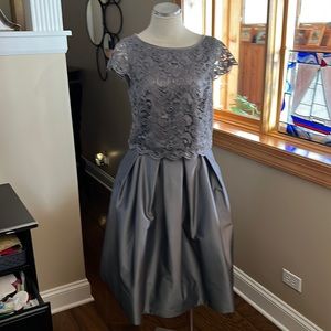 NWT White House Black Market top skirt combo size 4 and 6